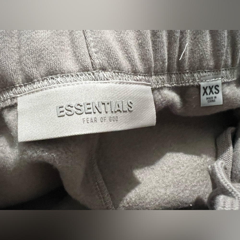 Essentials Gray Sweatpants - Picture 9 of 13